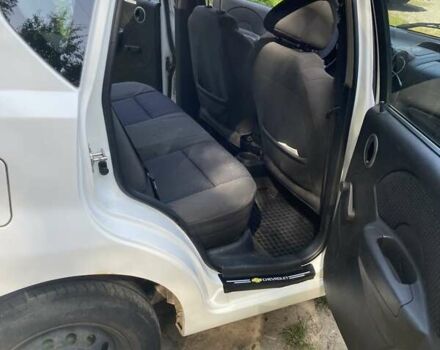 Білий Шевроле Авео, об'ємом двигуна 1.5 л та пробігом 262 тис. км за 2300 $, фото 5 на Automoto.ua