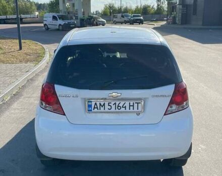 Белый Шевроле Авео, объемом двигателя 1.5 л и пробегом 310 тыс. км за 2500 $, фото 3 на Automoto.ua