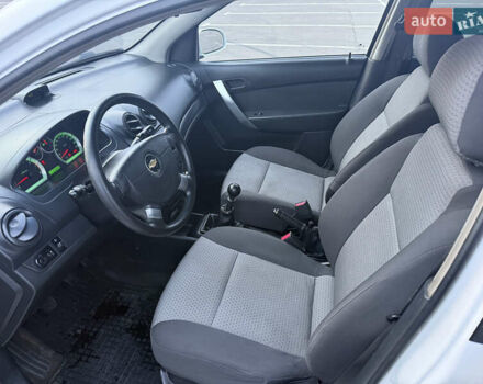Белый Шевроле Авео, объемом двигателя 1.5 л и пробегом 229 тыс. км за 4300 $, фото 16 на Automoto.ua