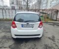 Білий Шевроле Авео, об'ємом двигуна 1.5 л та пробігом 80 тис. км за 4500 $, фото 3 на Automoto.ua