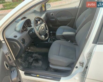 Білий Шевроле Авео, об'ємом двигуна 1.5 л та пробігом 163 тис. км за 3490 $, фото 17 на Automoto.ua