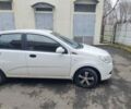 Білий Шевроле Авео, об'ємом двигуна 1.5 л та пробігом 80 тис. км за 4500 $, фото 1 на Automoto.ua