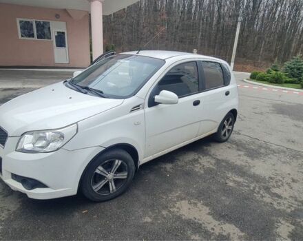Білий Шевроле Авео, об'ємом двигуна 1.5 л та пробігом 80 тис. км за 4500 $, фото 2 на Automoto.ua