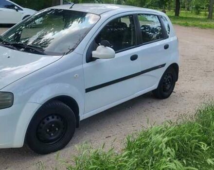 Белый Шевроле Авео, объемом двигателя 1.5 л и пробегом 186 тыс. км за 4150 $, фото 3 на Automoto.ua
