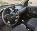 Белый Шевроле Авео, объемом двигателя 1.5 л и пробегом 202 тыс. км за 3850 $, фото 4 на Automoto.ua