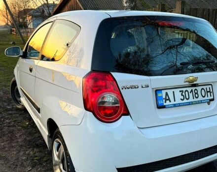 Белый Шевроле Авео, объемом двигателя 1.5 л и пробегом 245 тыс. км за 3900 $, фото 3 на Automoto.ua