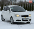 Білий Шевроле Авео, об'ємом двигуна 1.21 л та пробігом 227 тис. км за 2999 $, фото 2 на Automoto.ua