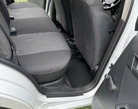 Белый Шевроле Авео, объемом двигателя 1.5 л и пробегом 109 тыс. км за 6299 $, фото 16 на Automoto.ua