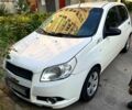 Белый Шевроле Авео, объемом двигателя 1.2 л и пробегом 240 тыс. км за 3300 $, фото 1 на Automoto.ua