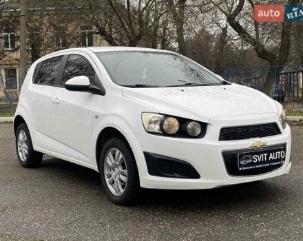 Белый Шевроле Авео, объемом двигателя 1.4 л и пробегом 139 тыс. км за 6400 $, фото 2 на Automoto.ua