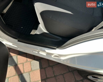 Білий Шевроле Авео, об'ємом двигуна 1.5 л та пробігом 81 тис. км за 4850 $, фото 164 на Automoto.ua