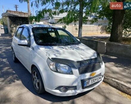 Белый Шевроле Авео, объемом двигателя 1.2 л и пробегом 207 тыс. км за 4700 $, фото 5 на Automoto.ua