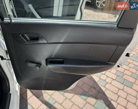 Белый Шевроле Авео, объемом двигателя 1.5 л и пробегом 81 тыс. км за 4650 $, фото 175 на Automoto.ua