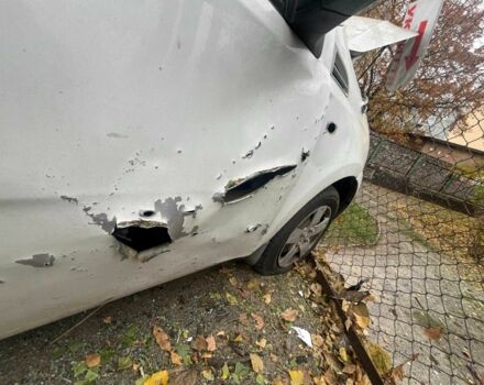 Белый Шевроле Авео, объемом двигателя 1.5 л и пробегом 35 тыс. км за 1600 $, фото 3 на Automoto.ua