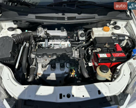 Белый Шевроле Авео, объемом двигателя 1.5 л и пробегом 81 тыс. км за 4650 $, фото 189 на Automoto.ua