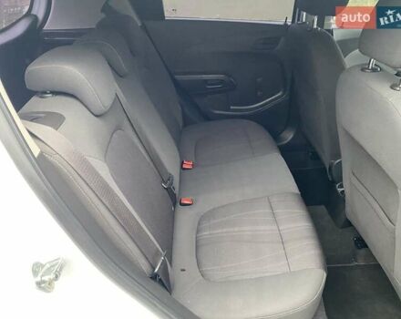 Белый Шевроле Авео, объемом двигателя 1.4 л и пробегом 139 тыс. км за 6400 $, фото 24 на Automoto.ua