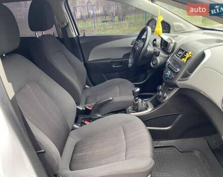 Белый Шевроле Авео, объемом двигателя 1.4 л и пробегом 139 тыс. км за 6400 $, фото 26 на Automoto.ua