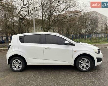 Белый Шевроле Авео, объемом двигателя 1.4 л и пробегом 139 тыс. км за 6400 $, фото 9 на Automoto.ua