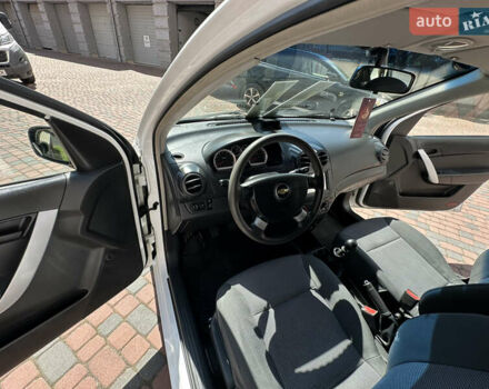 Білий Шевроле Авео, об'ємом двигуна 1.5 л та пробігом 81 тис. км за 4850 $, фото 130 на Automoto.ua