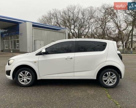 Белый Шевроле Авео, объемом двигателя 1.4 л и пробегом 139 тыс. км за 6400 $, фото 16 на Automoto.ua