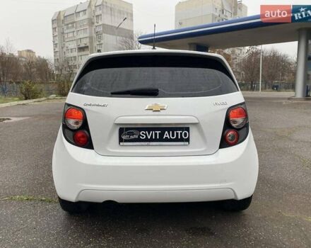 Белый Шевроле Авео, объемом двигателя 1.4 л и пробегом 139 тыс. км за 6400 $, фото 12 на Automoto.ua