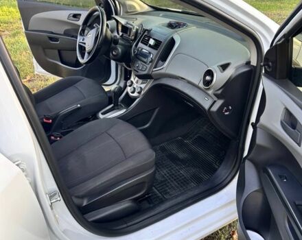 Белый Шевроле Авео, объемом двигателя 1.4 л и пробегом 158 тыс. км за 6700 $, фото 14 на Automoto.ua