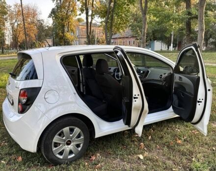 Белый Шевроле Авео, объемом двигателя 1.4 л и пробегом 158 тыс. км за 6500 $, фото 10 на Automoto.ua