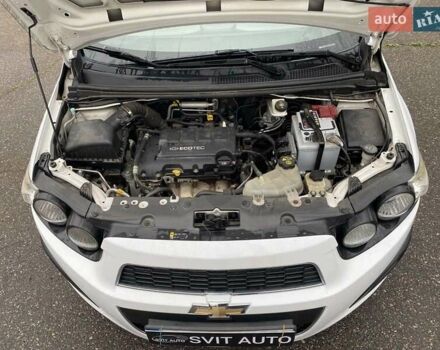 Белый Шевроле Авео, объемом двигателя 1.4 л и пробегом 139 тыс. км за 6400 $, фото 43 на Automoto.ua