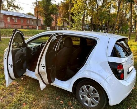 Білий Шевроле Авео, об'ємом двигуна 1.4 л та пробігом 158 тис. км за 6700 $, фото 7 на Automoto.ua