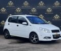 Белый Шевроле Авео, объемом двигателя 1.5 л и пробегом 139 тыс. км за 5500 $, фото 1 на Automoto.ua
