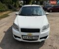 Белый Шевроле Авео, объемом двигателя 1.5 л и пробегом 245 тыс. км за 4200 $, фото 1 на Automoto.ua