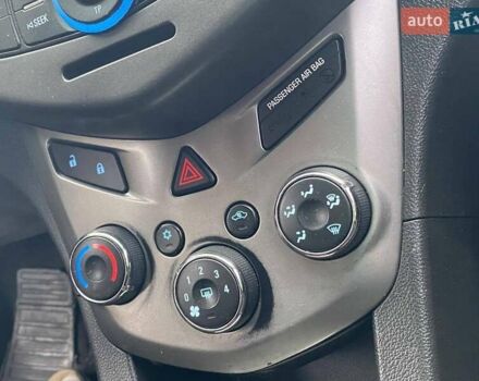 Белый Шевроле Авео, объемом двигателя 1.4 л и пробегом 139 тыс. км за 6400 $, фото 37 на Automoto.ua