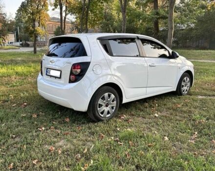 Белый Шевроле Авео, объемом двигателя 1.4 л и пробегом 158 тыс. км за 6500 $, фото 6 на Automoto.ua