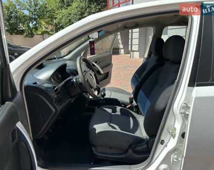 Білий Шевроле Авео, об'ємом двигуна 1.5 л та пробігом 81 тис. км за 4850 $, фото 99 на Automoto.ua
