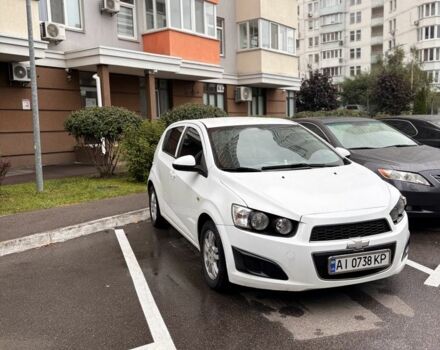 Білий Шевроле Авео, об'ємом двигуна 1.3 л та пробігом 326 тис. км за 4100 $, фото 2 на Automoto.ua