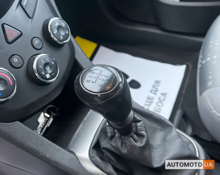 Белый Шевроле Авео, объемом двигателя 1.2 л и пробегом 139 тыс. км за 5700 $, фото 8 на Automoto.ua
