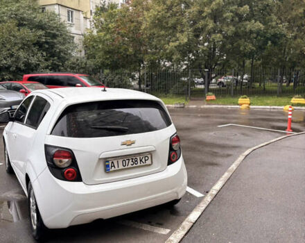 Шевроле Авео 2012 в Киеве на Automoto.ua Белый Шевроле Авео, объемом двигателя 1.25 л и пробегом 326 тыс. км за 4300 $, фото 4 на Automoto.ua