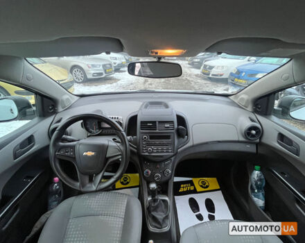 Белый Шевроле Авео, объемом двигателя 1.2 л и пробегом 139 тыс. км за 5700 $, фото 15 на Automoto.ua