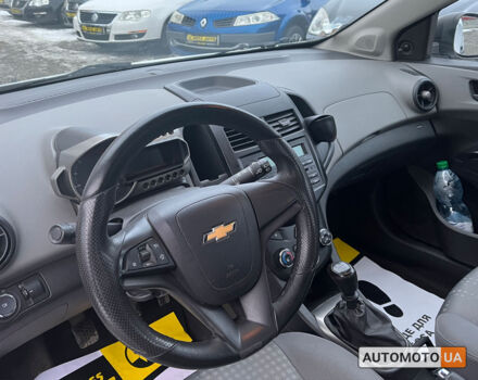 Белый Шевроле Авео, объемом двигателя 1.2 л и пробегом 139 тыс. км за 5700 $, фото 9 на Automoto.ua