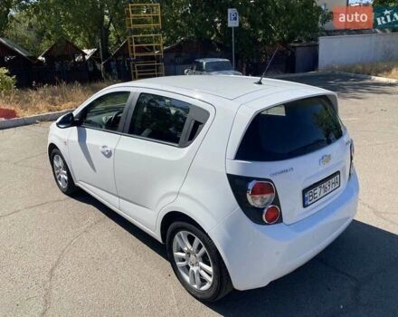 Белый Шевроле Авео, объемом двигателя 1.23 л и пробегом 187 тыс. км за 5800 $, фото 7 на Automoto.ua