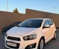 Белый Шевроле Авео, объемом двигателя 1.3 л и пробегом 240 тыс. км за 5400 $, фото 1 на Automoto.ua