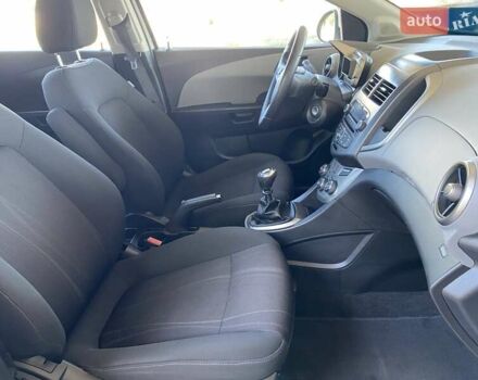 Білий Шевроле Авео, об'ємом двигуна 1.23 л та пробігом 187 тис. км за 5800 $, фото 14 на Automoto.ua