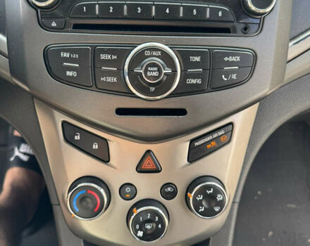 Білий Шевроле Авео, об'ємом двигуна 1.25 л та пробігом 325 тис. км за 4299 $, фото 8 на Automoto.ua