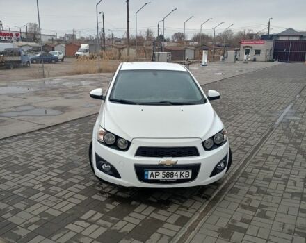 Белый Шевроле Авео, объемом двигателя 1.2 л и пробегом 250 тыс. км за 5199 $, фото 2 на Automoto.ua