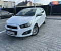 Белый Шевроле Авео, объемом двигателя 1.3 л и пробегом 270 тыс. км за 4900 $, фото 2 на Automoto.ua