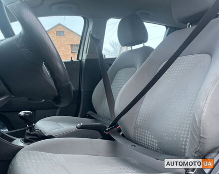 Белый Шевроле Авео, объемом двигателя 1.2 л и пробегом 139 тыс. км за 5700 $, фото 10 на Automoto.ua