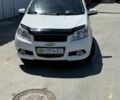 Белый Шевроле Авео, объемом двигателя 1.5 л и пробегом 144 тыс. км за 3194 $, фото 1 на Automoto.ua