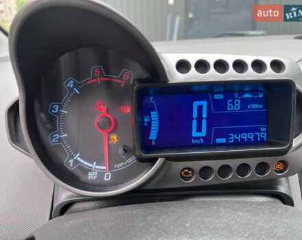 Шевроле Авео 2013 в Киеве на Automoto.ua Белый Шевроле Авео, объемом двигателя 1.25 л и пробегом 349 тыс. км за 5500 $, фото 2 на Automoto.ua