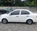 Белый Шевроле Авео, объемом двигателя 1.5 л и пробегом 225 тыс. км за 3200 $, фото 2 на Automoto.ua