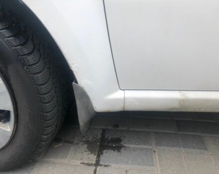 Белый Шевроле Авео, объемом двигателя 1.5 л и пробегом 225 тыс. км за 3200 $, фото 7 на Automoto.ua